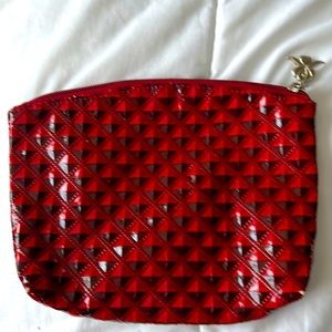 Small pouch or cosmetic bag